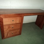 Escritorio de 3 cajones